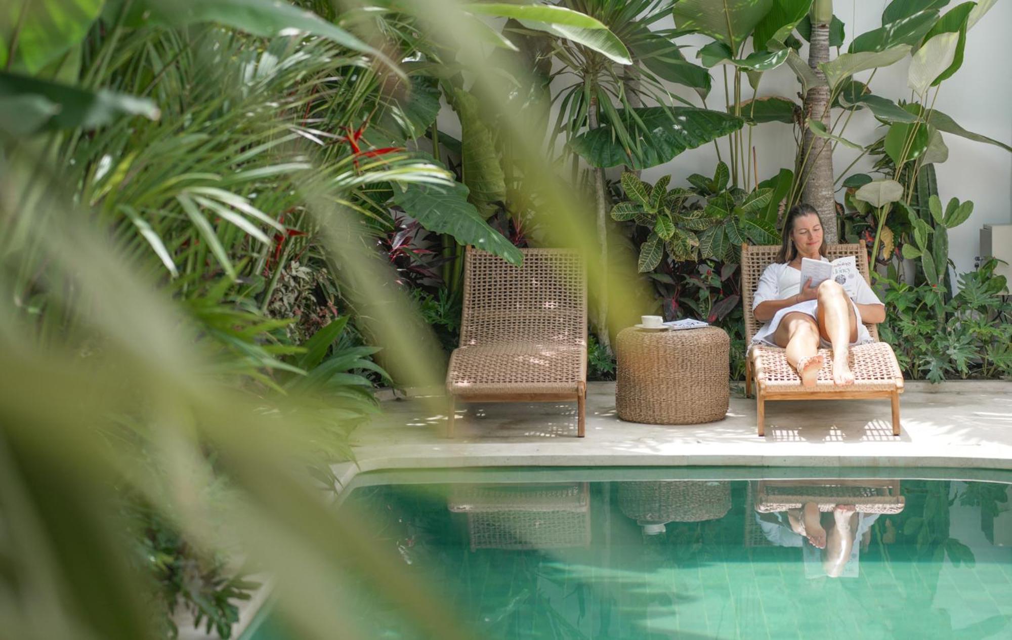 Villa Julia Blanca เกอโรโบกัน ภายนอก รูปภาพ